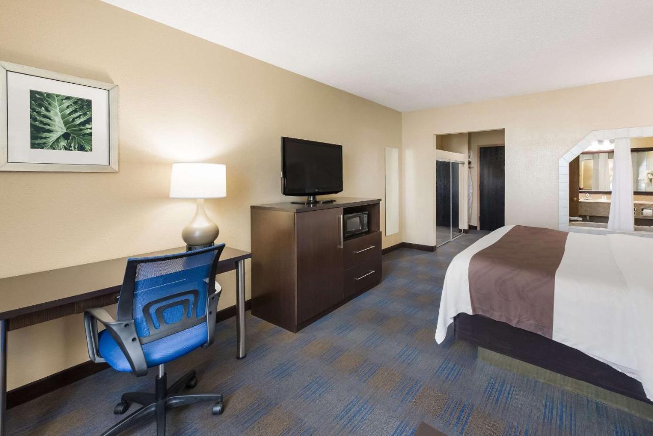 Upper Sandusky Quality Inn מראה חיצוני תמונה