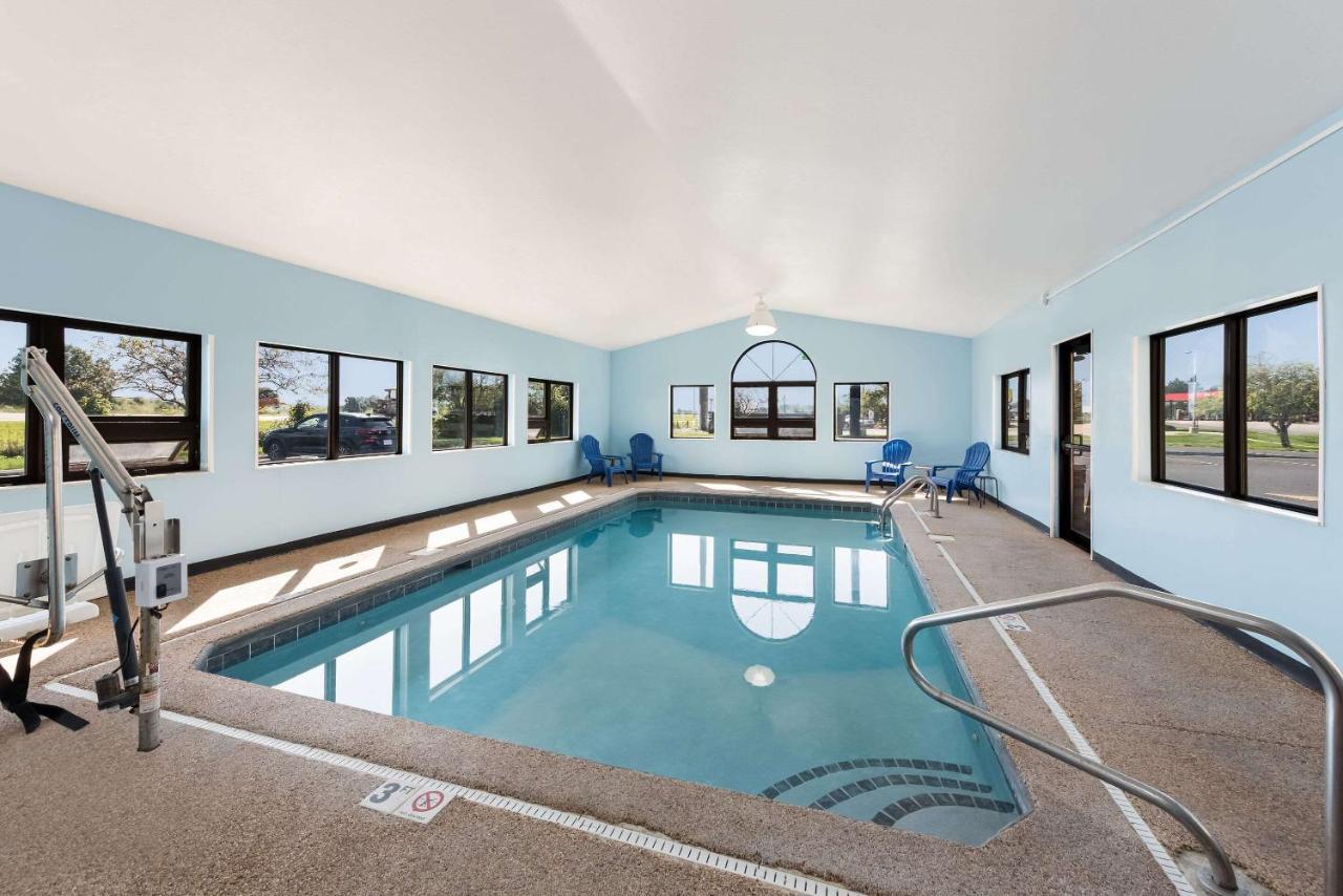 Upper Sandusky Quality Inn מראה חיצוני תמונה